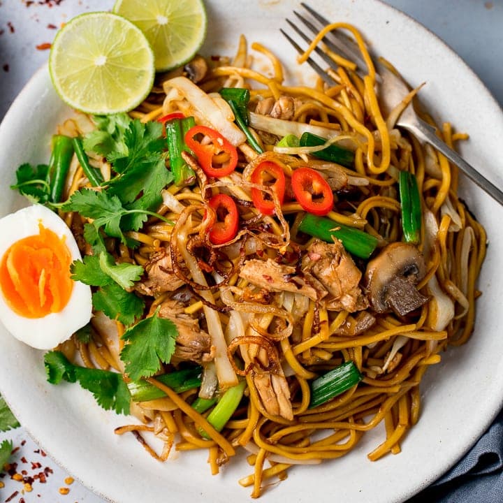 Spicy Mee Goreng (Fried Noodles) - Nicky's Kitchen Sanctuary