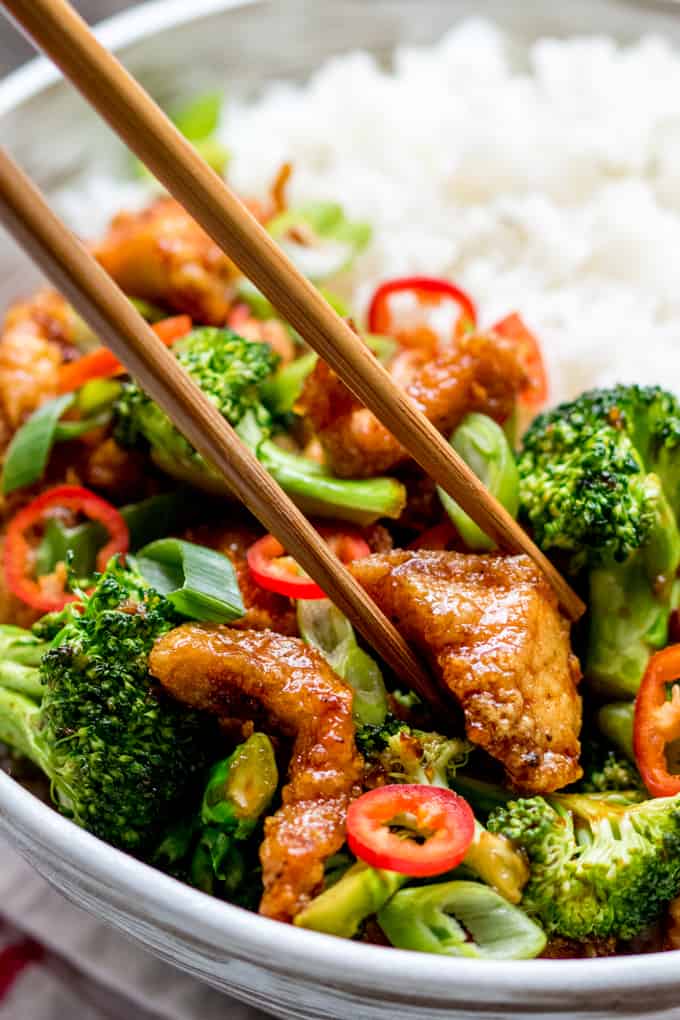 Crispy Chilli Chicken with Broccoli - Nicky's Kitchen Sanctuary