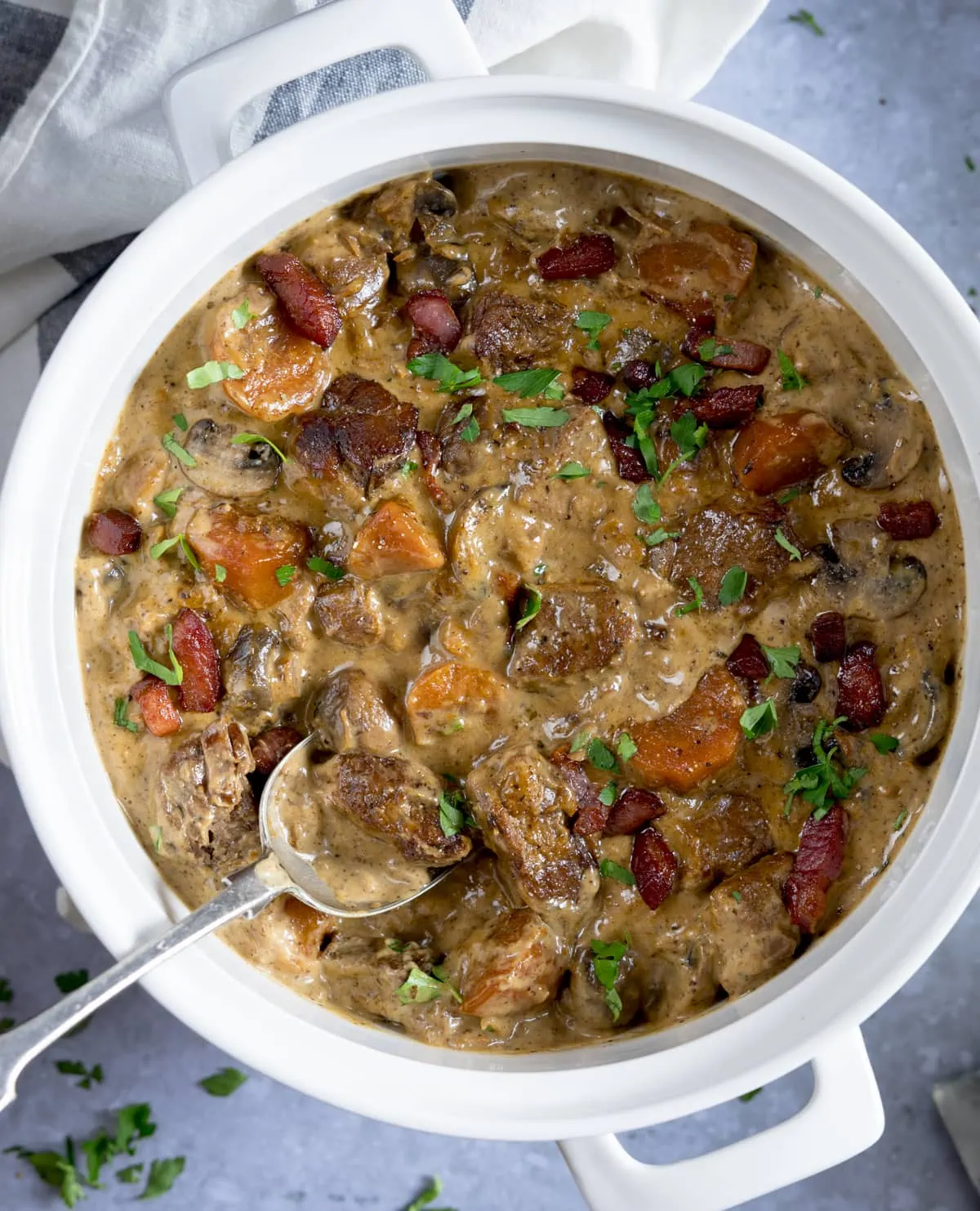 23 Best Slow Cooker Casserole Recipes - Insanely Good