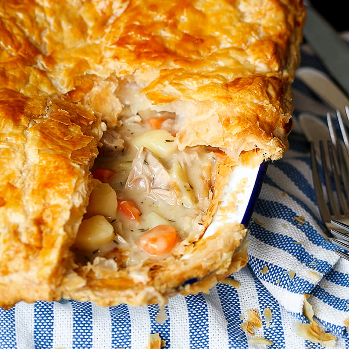 Featured image of post How to Make Chicken Pie Recipe Puff Pastry