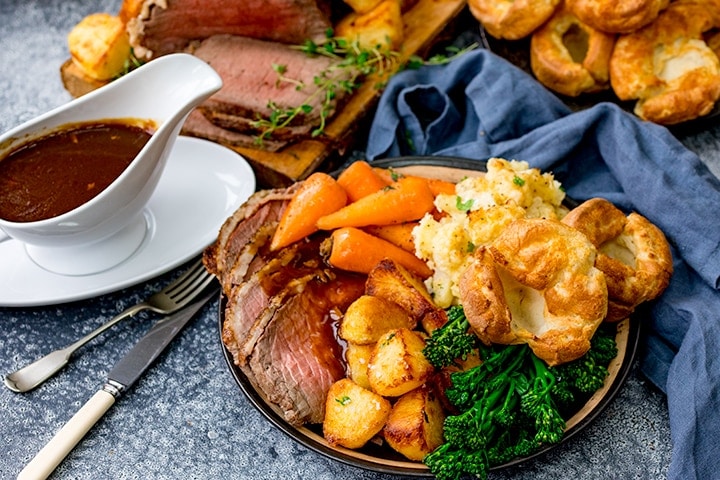 How to make the best roast beef dinner - with time plan! - Nicky's