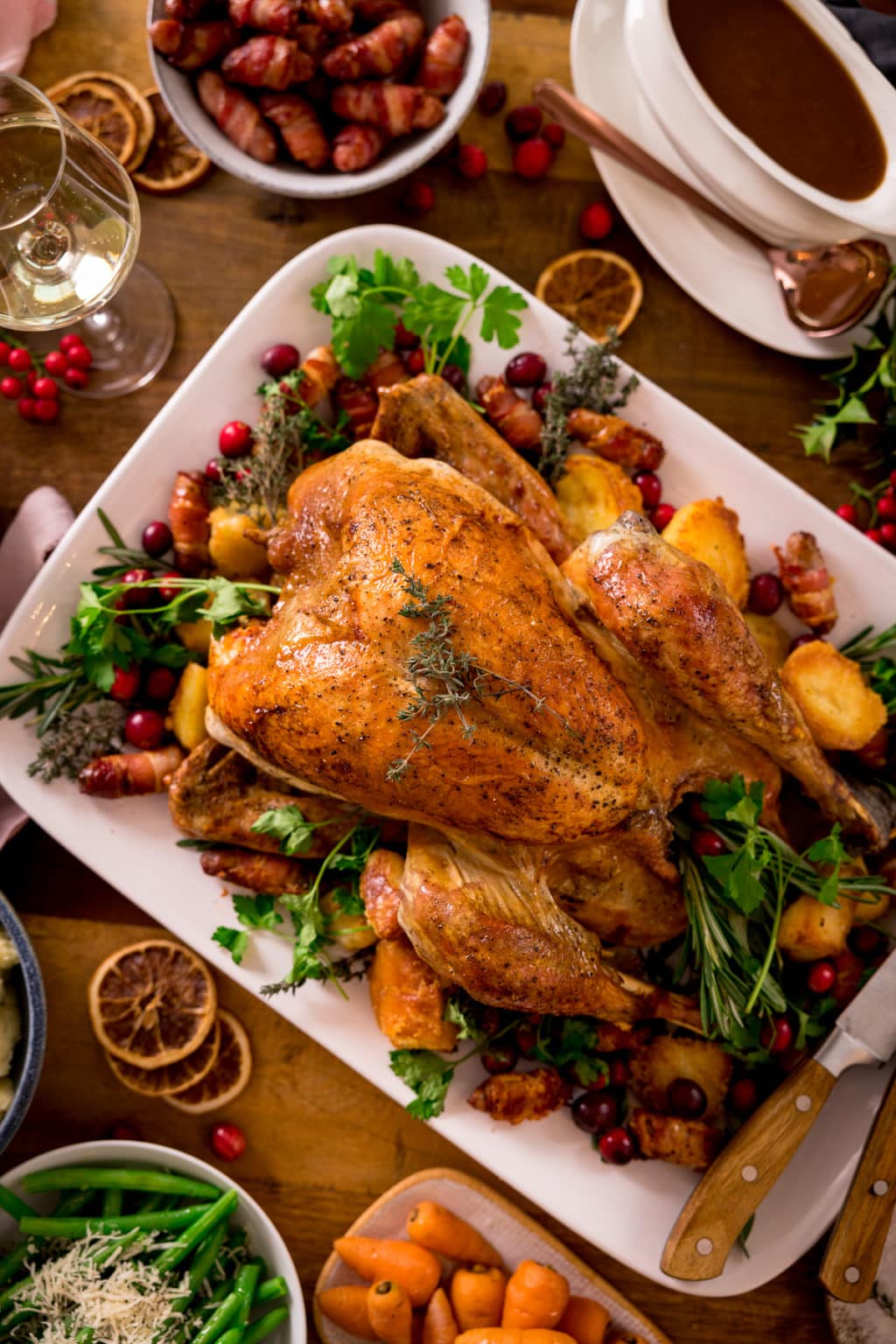 Easy Roast Turkey Recipe - Nicky's Kitchen Sanctuary