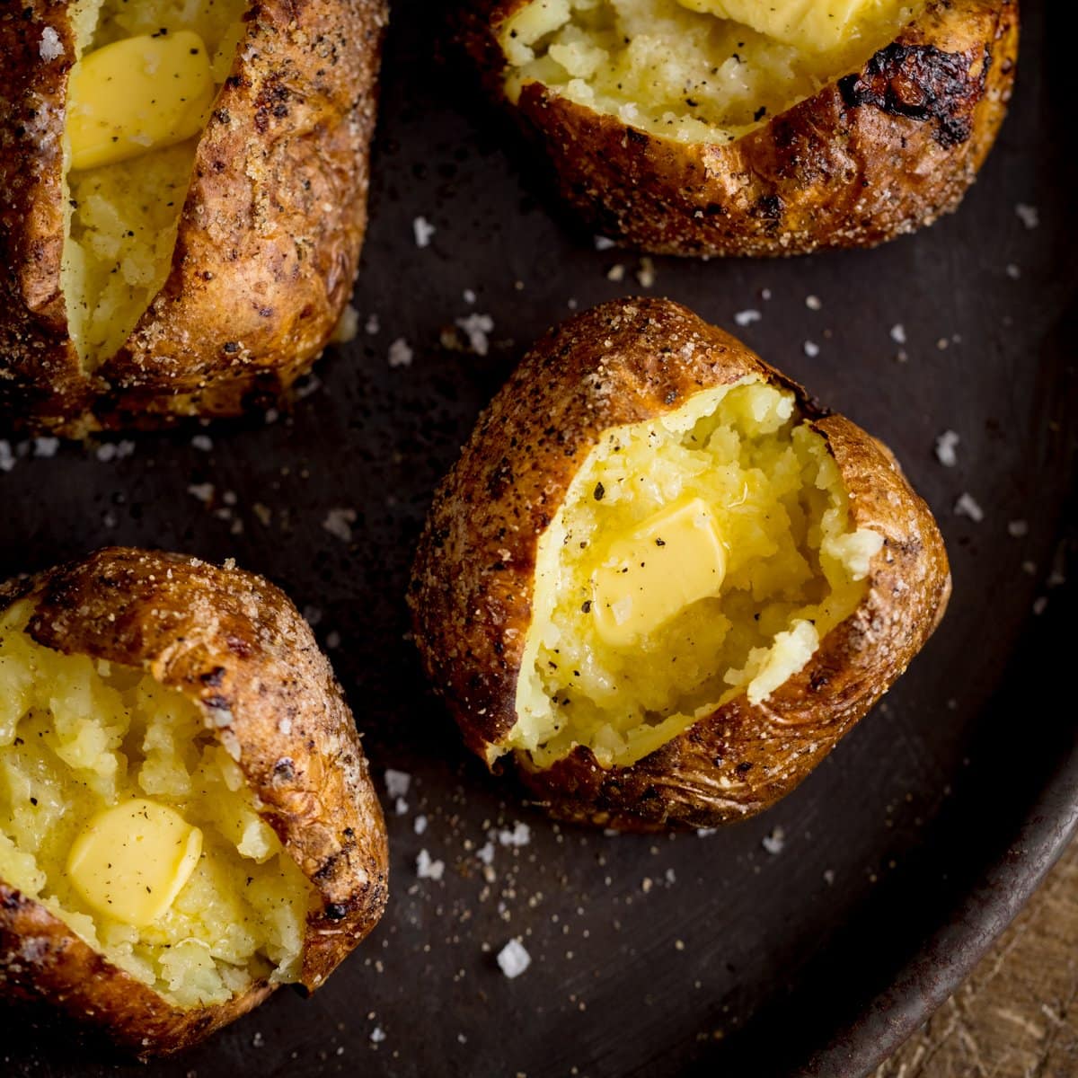 How to Make a Perfect Baked Potato (with a time saving trick!)