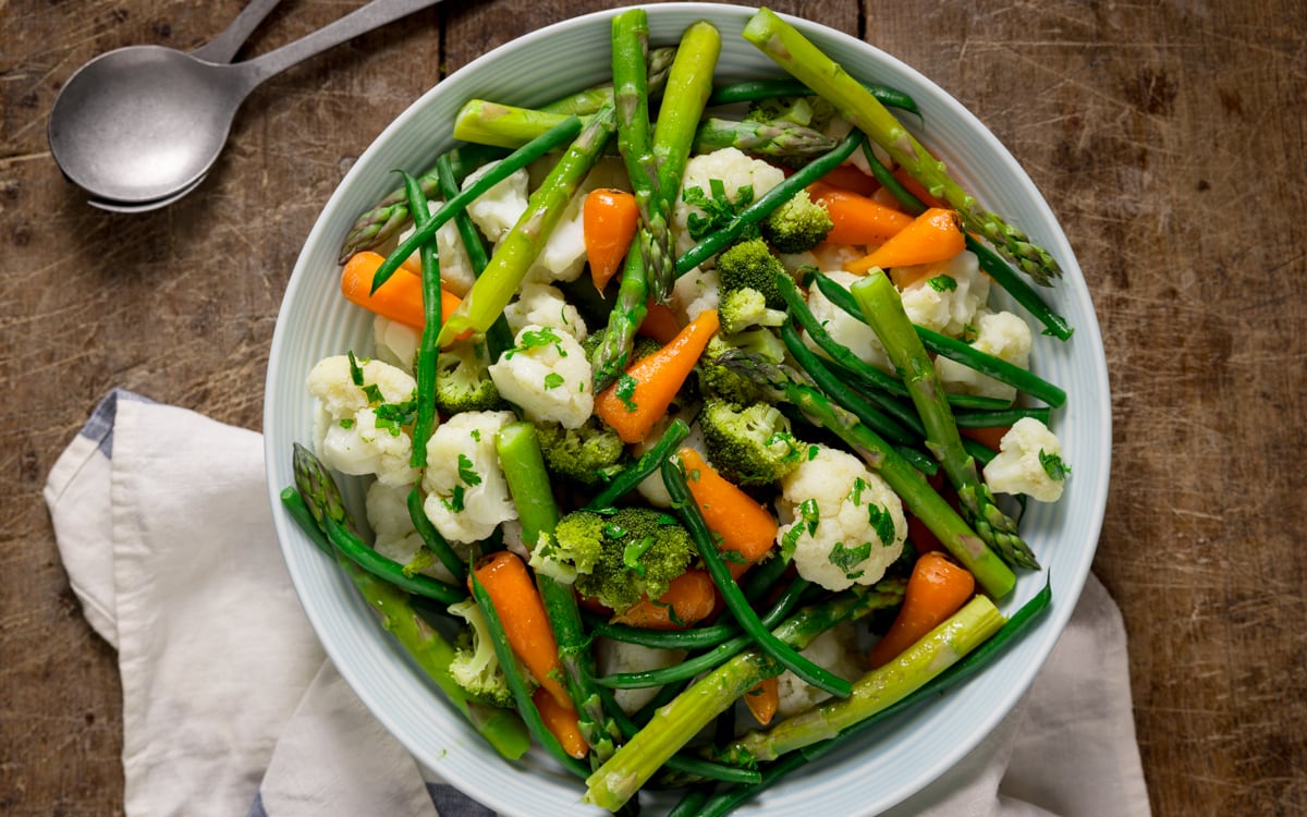 How to Make and Season Steamed Vegetables